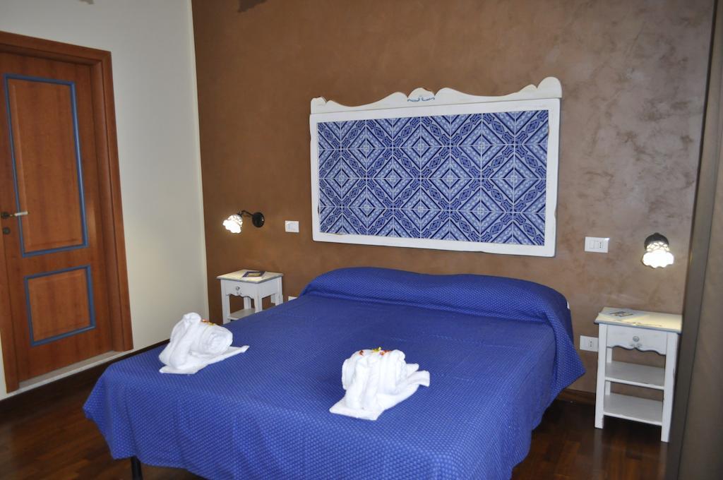 Stupor Mundi Bed And Breakfast Palermo Kamer foto